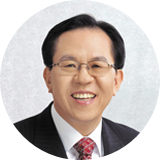제 9대 회장 김상윤